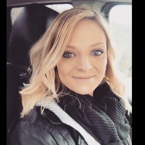 Meet your Posher, Sabrina